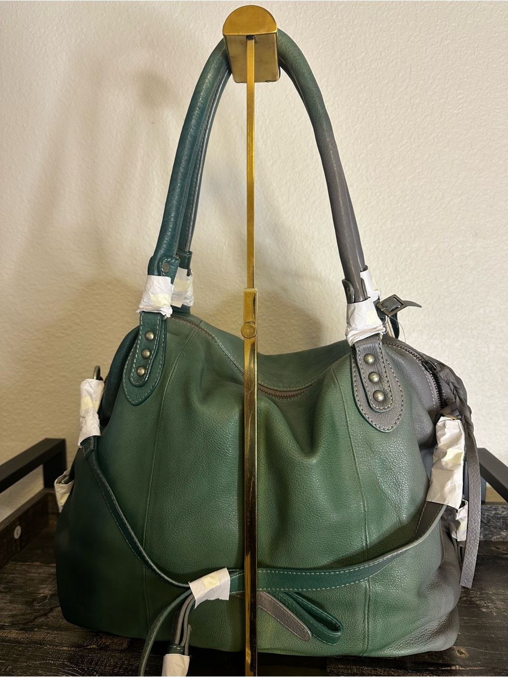 FREE PEOPLE WE THE FREE OMBRÉ EMERSON TOTE BAG in GREEN OMBRÉ NWT - Picture 4 of 6